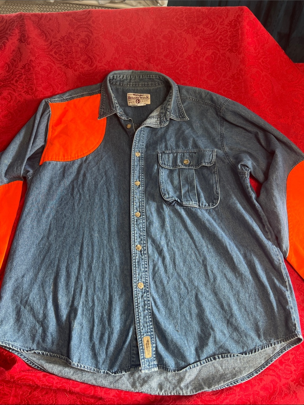 Wrangler Rugged Wear Men’s XL Denim Hunting Shirt Orange Panels 100% Cotton